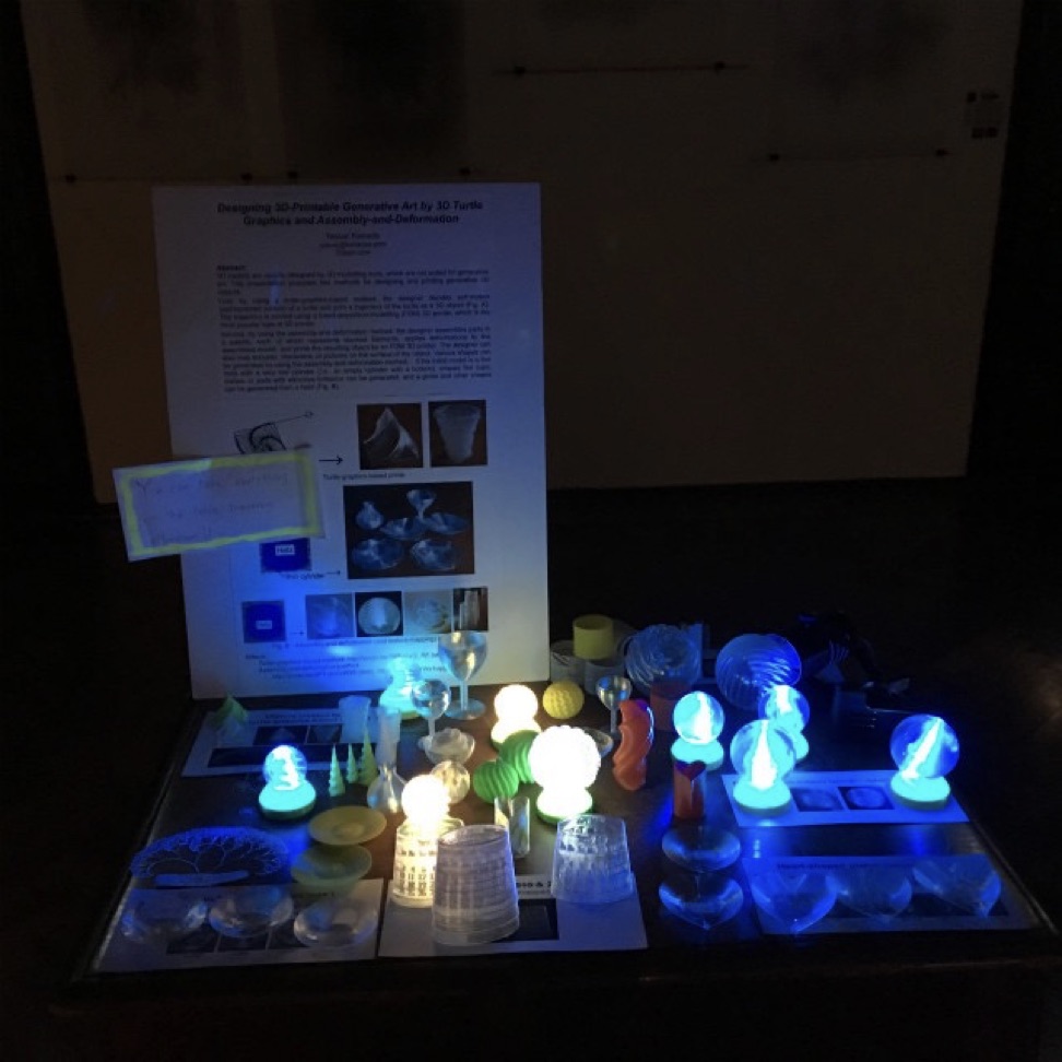 ヴェネチアの学会での 3D デザインランプ展示