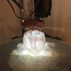 複雑なモアレ模様つきシャンデリア電球の印刷ビデオ