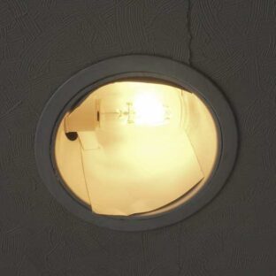 コンパクト蛍光灯ダウンライトの DIY による LED への交換 (その 2)